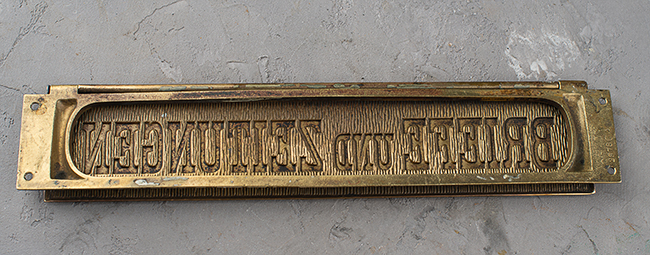 Jugendstil-Briefeinwurf