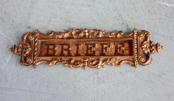 Messing-Briefschlitz der Gründerzeit